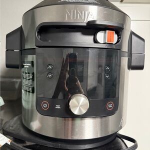 Ninja Black and Silver Pressure Cooker